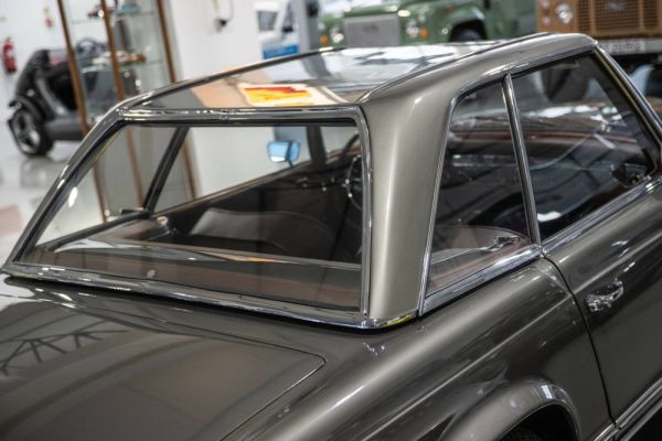 Mercedes-Benz 280 SL 1969 108144