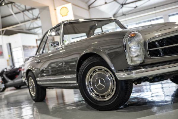 Mercedes-Benz 280 SL 1969 108147