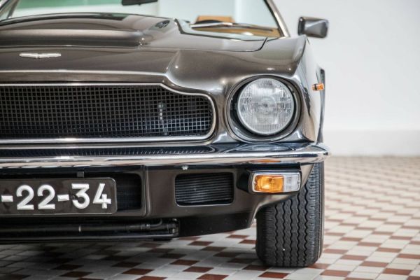 Aston Martin V8 Volante 1982 118998