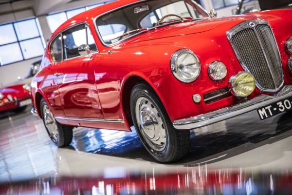 Lancia Aurelia B20 GT 2500 1957 119007
