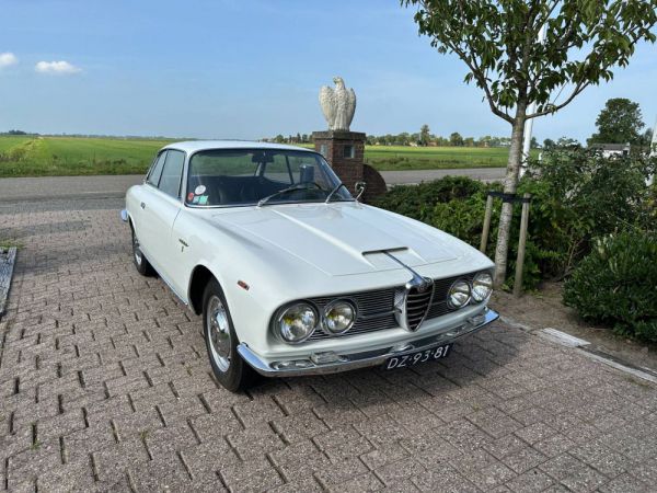 Alfa Romeo 2600 Sprint 1964 97683