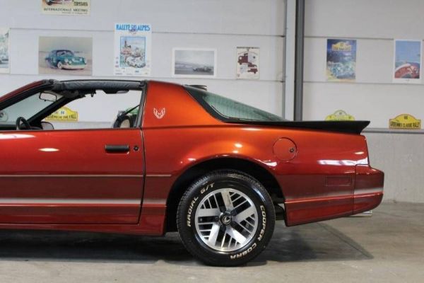 Pontiac Firebird TransAm 1986 119337