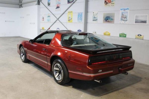 Pontiac Firebird TransAm 1986 119340