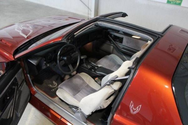 Pontiac Firebird TransAm 1986 119342