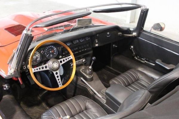 Jaguar E-Type 1968 119351