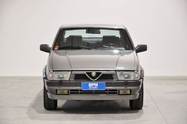 Alfa Romeo 75 2.0 Twin Spark 1991