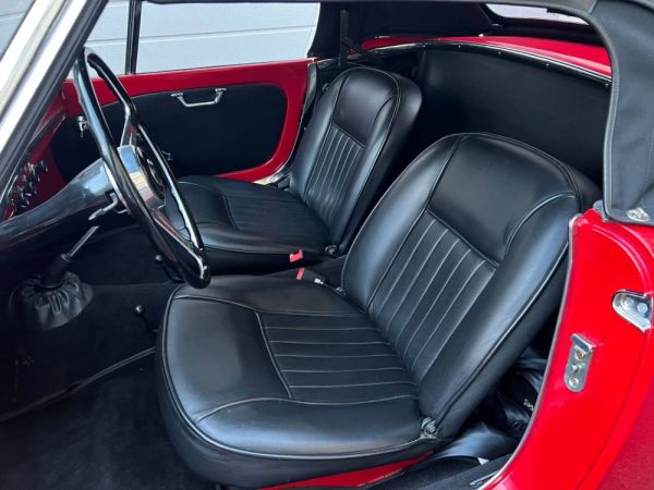 Alfa Romeo Giulia 1600 Spider 1963 123145