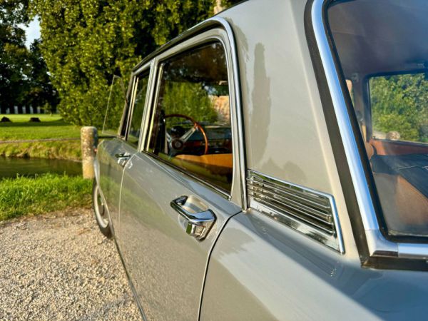 Alfa Romeo 1750 Berlina 1970 24691