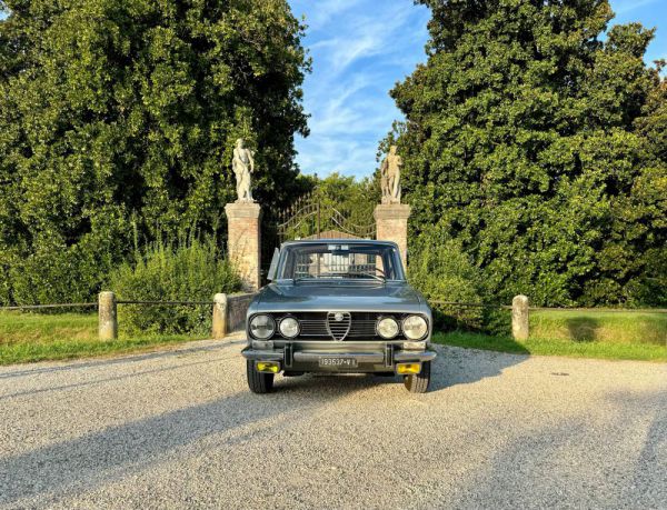 Alfa Romeo 1750 Berlina 1970 24698