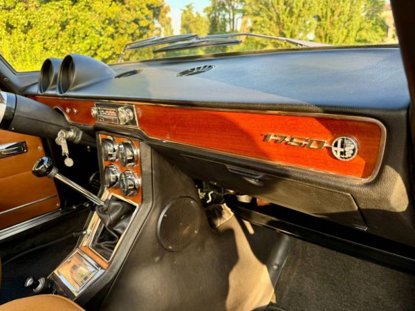 Alfa Romeo 1750 Berlina 1970 24701