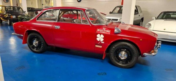 Alfa Romeo Giulia GT 1300 Junior 1974