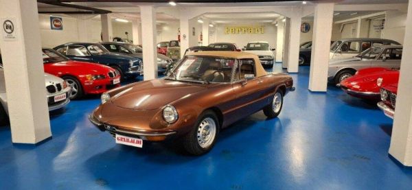 Alfa Romeo Spider Veloce 2000 1982 116589