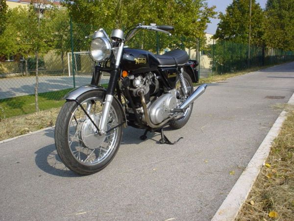 Norton Commando 750 Roadster 1971 109840