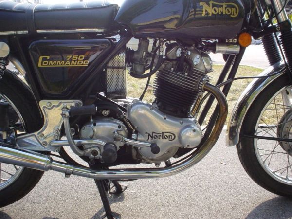 Norton Commando 750 Roadster 1971 109843