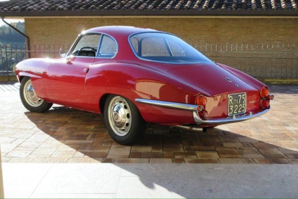 Alfa Romeo Giulia Sprint Speciale 1964 122693