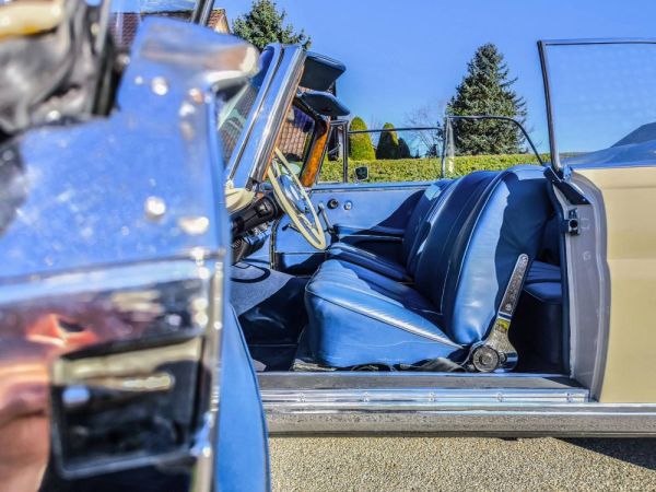 Mercedes-Benz 220 SE b 1964 123326