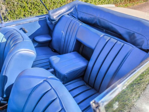 Mercedes-Benz 220 SE b 1964 123332