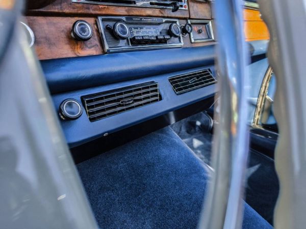 Mercedes-Benz 220 SE b 1964 123336