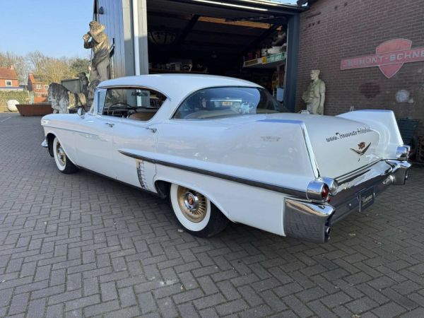 Cadillac 62 Sedan DeVille 1957 127620