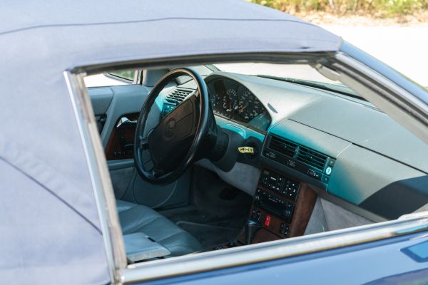 Mercedes-Benz 500 SL 1990 116189