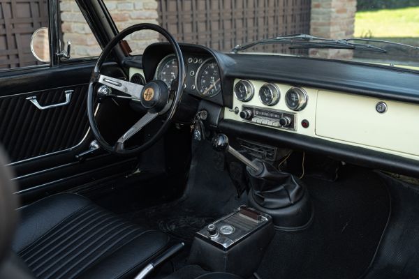 Alfa Romeo 1750 Spider Veloce 1969 122786