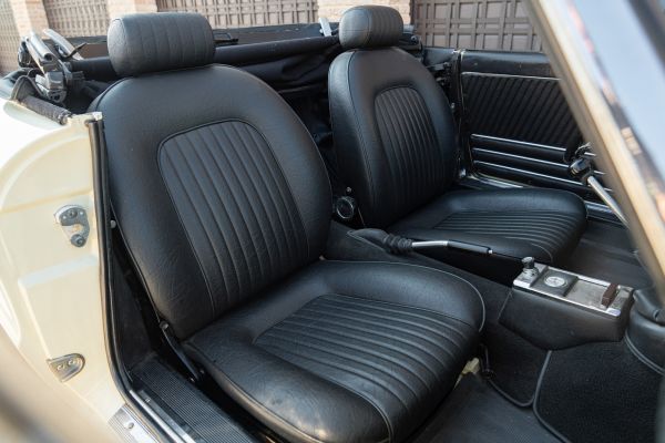 Alfa Romeo 1750 Spider Veloce 1969 122784