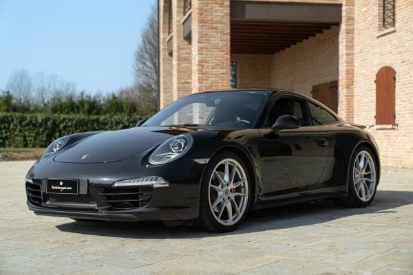 Porsche 911 Carrera 4S 2015