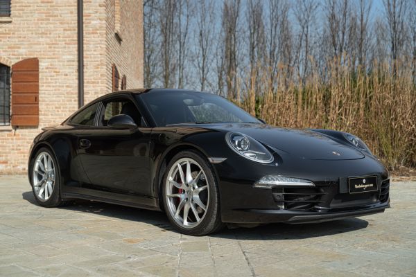 Porsche 911 Carrera 4S 2015 129926