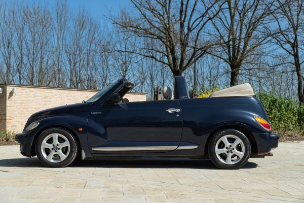 Chrysler PT CRUISER LIMITED 2.4 L CABRIOLET 2005 131967