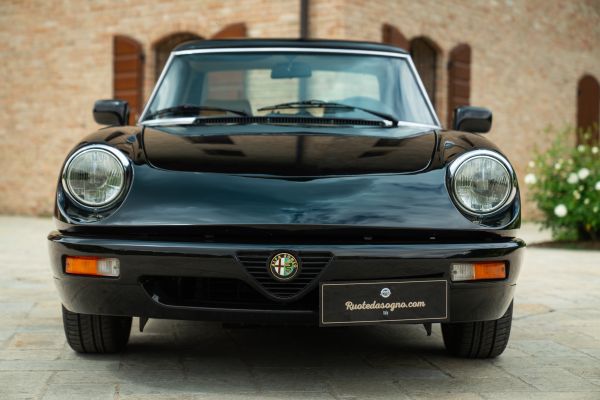 Alfa Romeo 1600 Spider Duetto 1991 131991