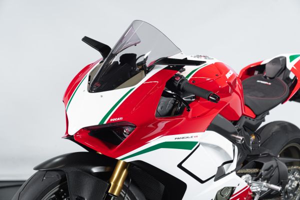 Ducati V4 Panigale Speciale 2019 132055