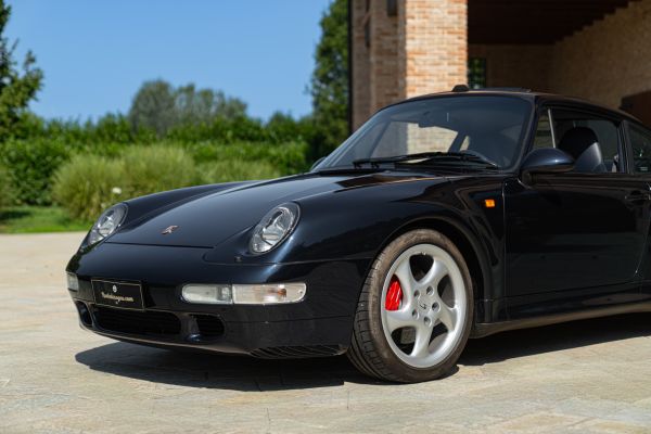 Porsche 993 CARRERA 4 1996 132808