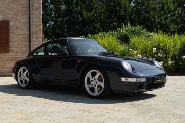 Porsche 993 CARRERA 4 1996 132809