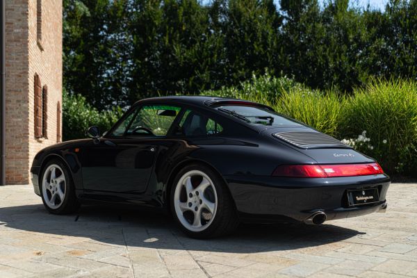 Porsche 993 CARRERA 4 1996 132810