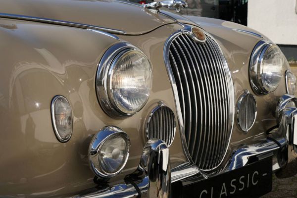 Jaguar 3.4 Litre 1958 84046