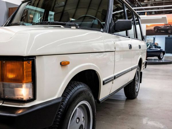 Land Rover Range Rover Classic EFI 1986 102081