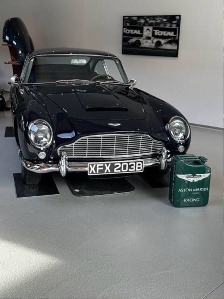 Aston Martin DB 5 1964