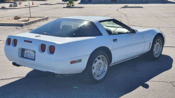 Chevrolet Corvette 1992 90259