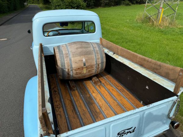 Ford F-1 "Woody" 1951 83088