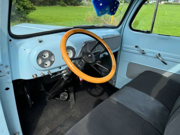 Ford F-1 "Woody" 1951 83089