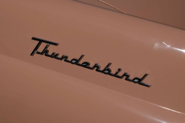 Ford Thunderbird 1956 122897