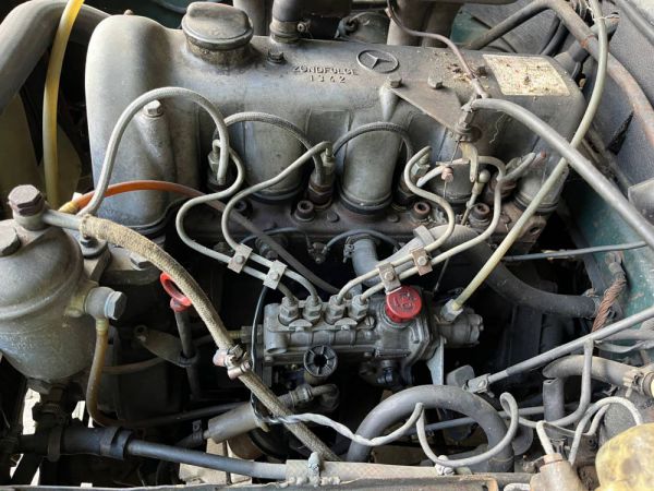 Mercedes-Benz 200 D Universal 1967 88105