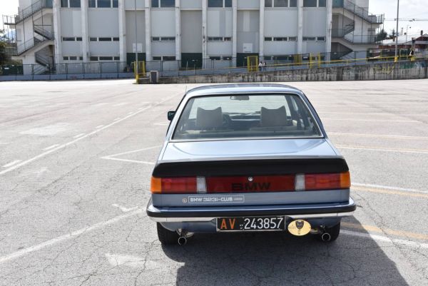 BMW 323i 1980 115780