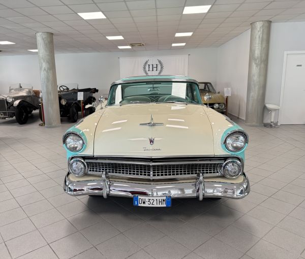 Ford Fairlane 1955 116079