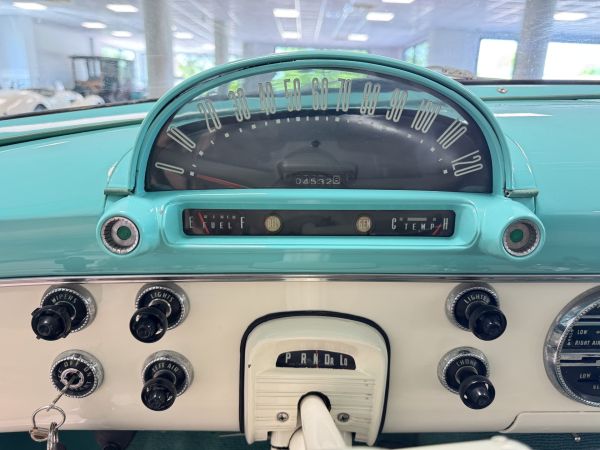 Ford Fairlane 1955 116087