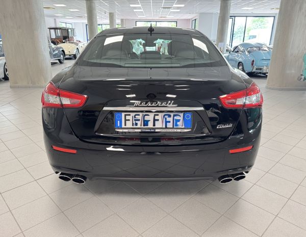 Maserati Ghibli 2016 116148