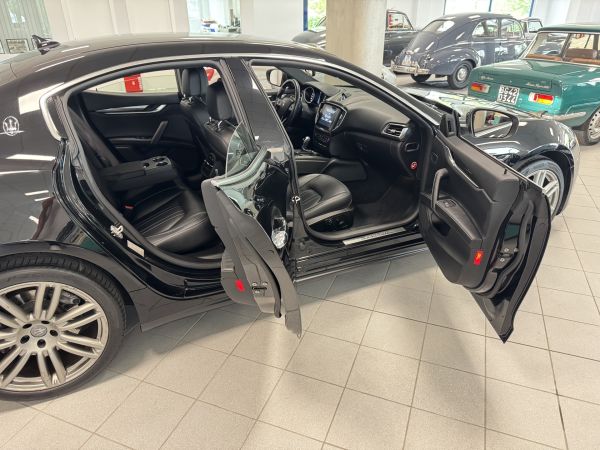 Maserati Ghibli 2016 116154