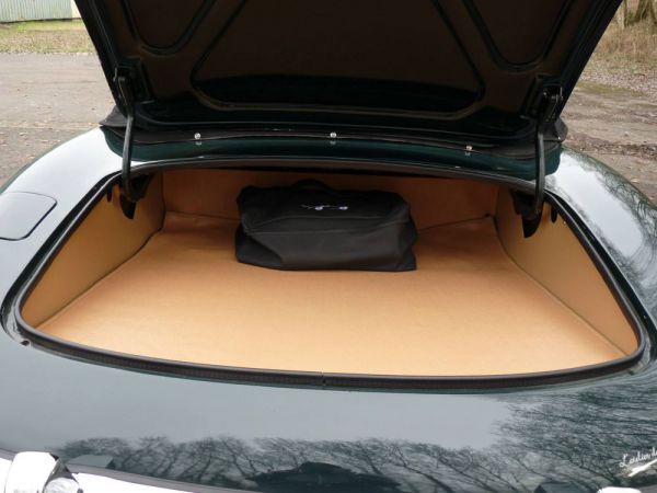 Jaguar E-Type V12 1972 31094