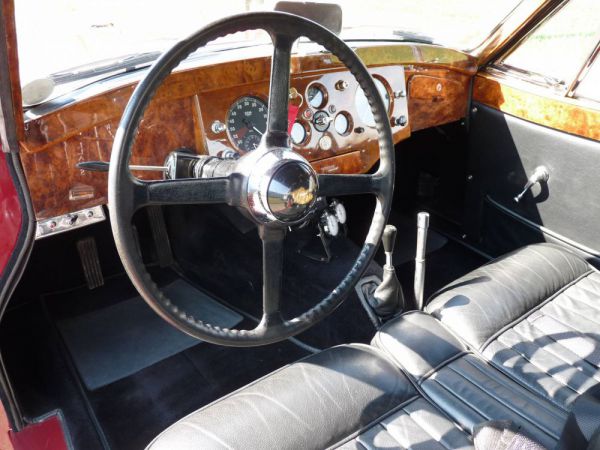 Jaguar XK 120 FHC 1952 31104