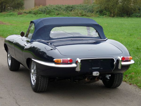 Jaguar E-Type 3.8 1963 81909